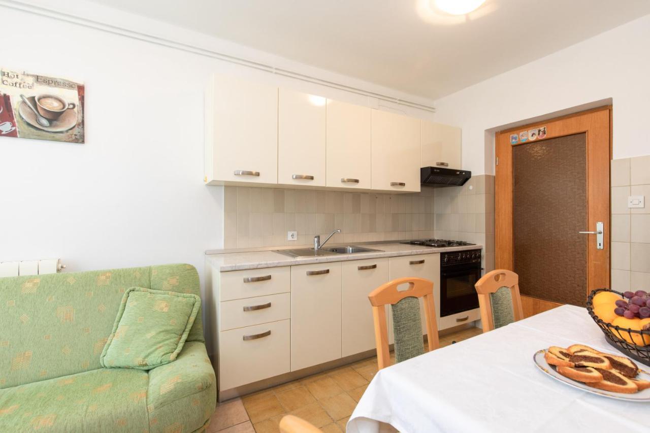 Justic Apartment Krk Town Exterior photo