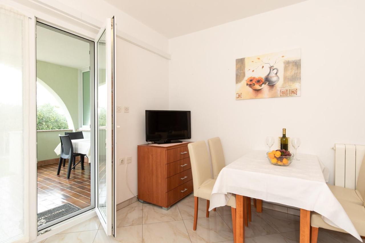 Justic Apartment Krk Town Exterior photo