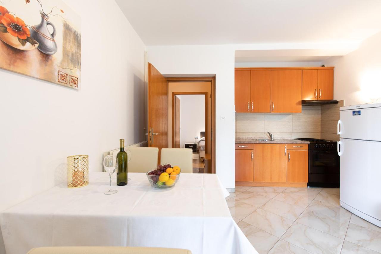 Justic Apartment Krk Town Exterior photo